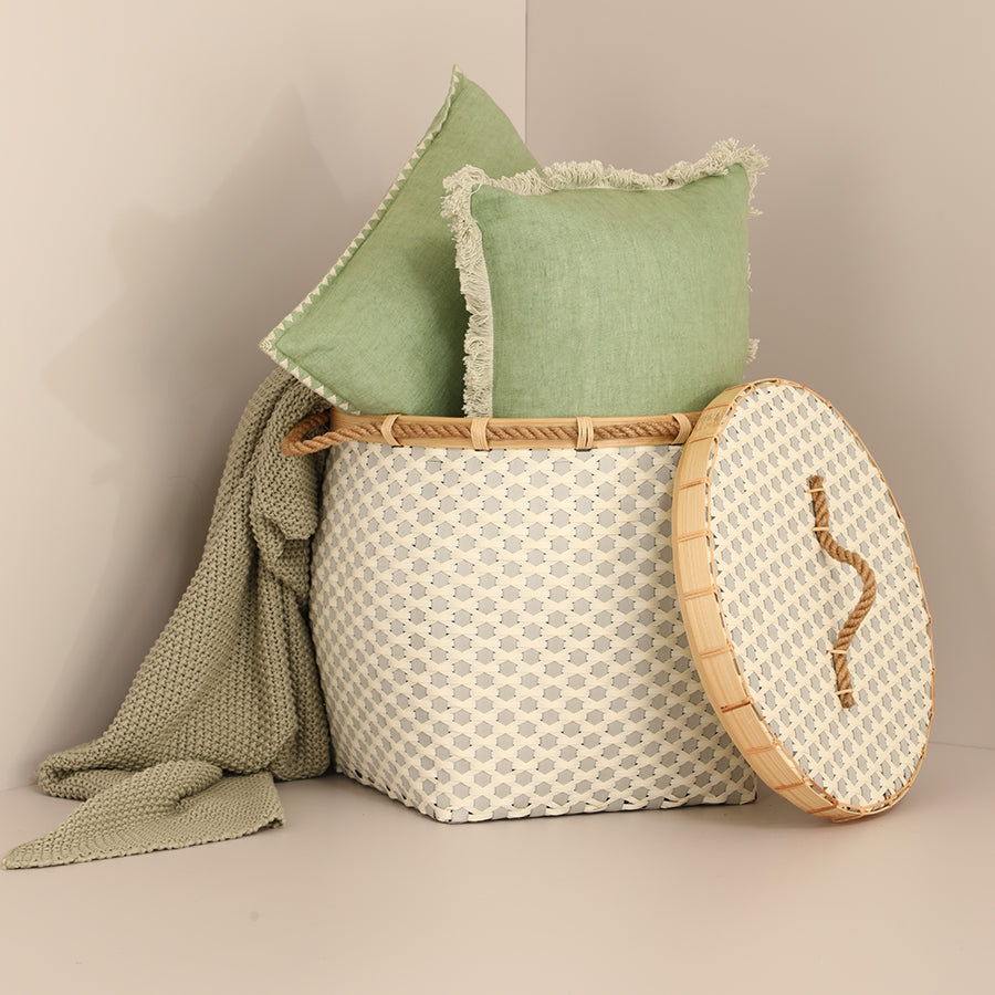 Woven storage basket with lid, , Decorative hamper basket, Beige woven laundry basket, Square basket with rope handles, Bamboo rim storage hamper, Neutral woven basket for bedroom storage, Rope handle hamper for home organization, Soft furnishing storage basket with lid, Square woven laundry bin for modern décor.