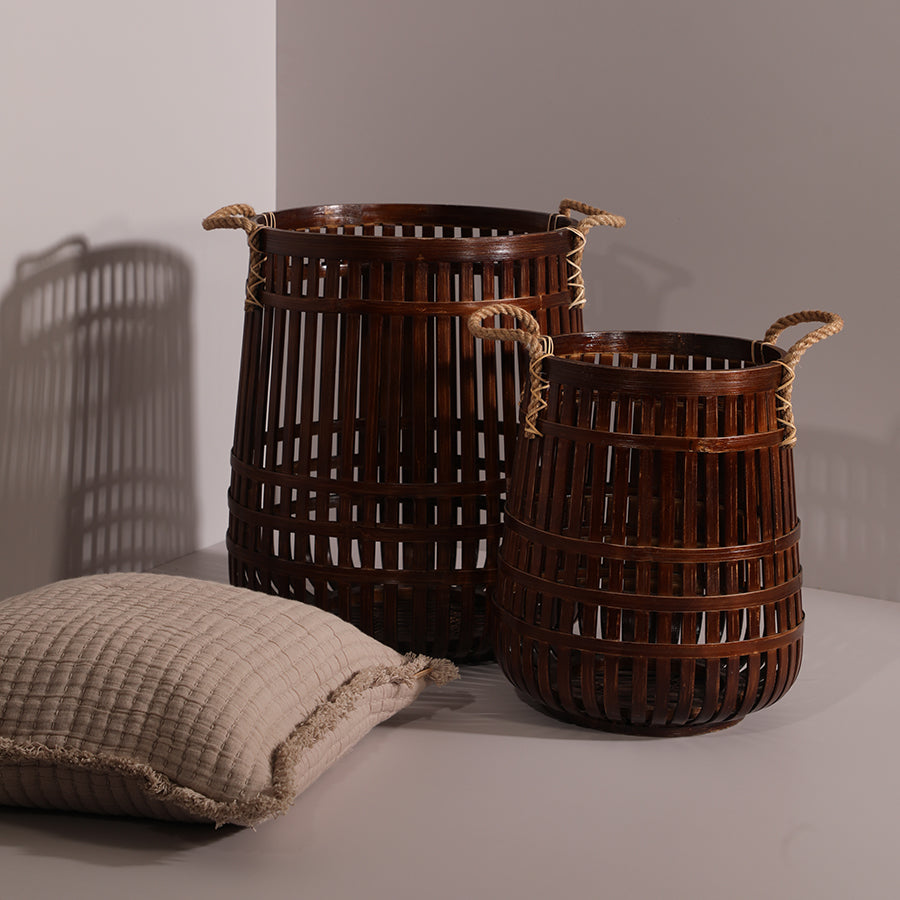 Handcrafted bamboo basket, Brown wicker basket set, Textured floor cushion, Beige quilted pillow, Minimalist floor pillow, Japandi interior décor, Rustic minimalist style.