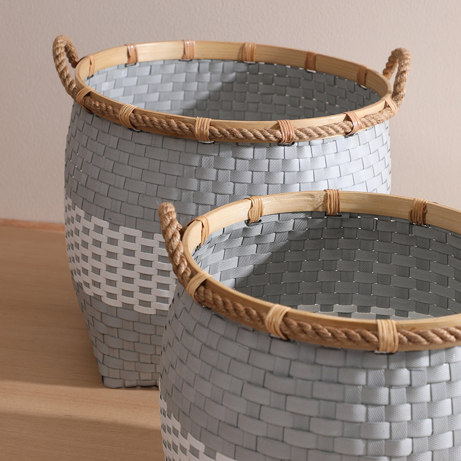 Open woven storage basket, Decorative rope handle basket, Handwoven organizer bin, Grey woven basket set, Plastic rattan storage basket, Natural fiber look storage bin, Eco-friendly home organizer, Modern woven basket with rim, Rustic basket for laundry/toys, Handmade open basket, Stylish room storage solution, Round woven utility basket, Scandinavian home storage,
Soft storage basket with handles,
Multi-purpose woven bin .