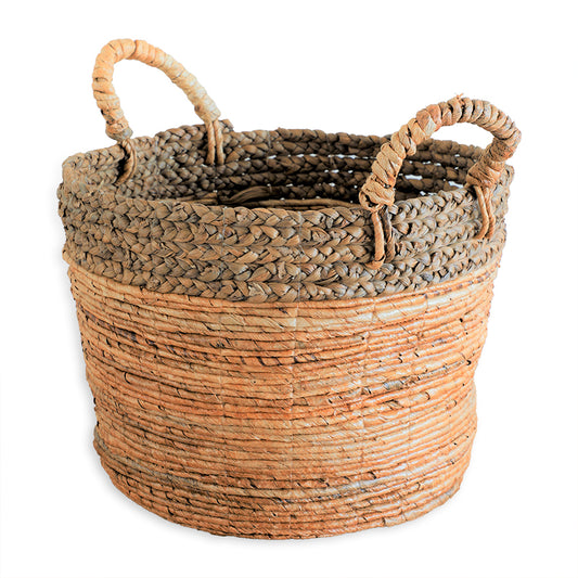 Rattan storage cube, Handwoven rattan basket, Natural wicker storage bin, Eco-friendly storage cube,
Square rattan organizer, Woven home storage basket , Decorative rattan cubby, Natural fiber basket, Handmade wicker bin, Rattan storage box, Neutral-toned storage solution for tidy spaces, Artisan-crafted wicker cube for home or office, Natural material storage box with textured design, Compact rattan basket for small space organization.