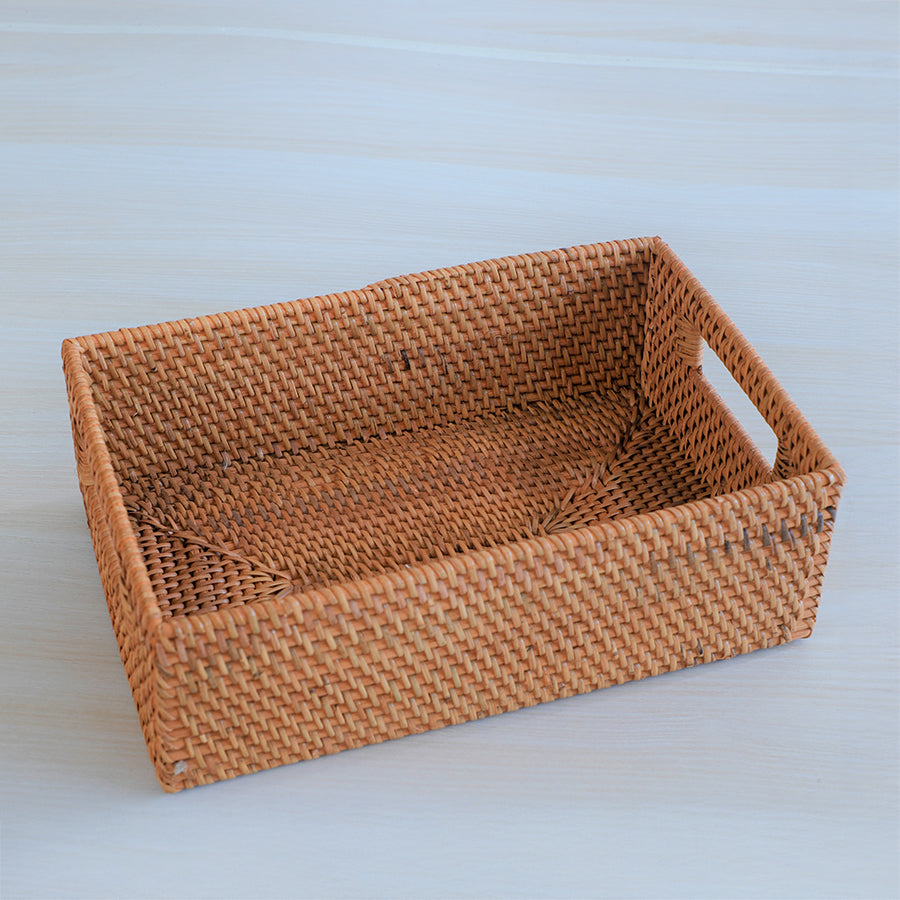 Rectangular rattan basket tray, Handwoven wicker storage basket, 
Natural rattan organizer tray, Decorative wicker serving tray, Eco-friendly woven storage bin, Rustic tabletop storage basket, Multi-purpose woven organizer, Wicker underbed storage basket, Handmade rattan décor tray, Boho style storage basket.