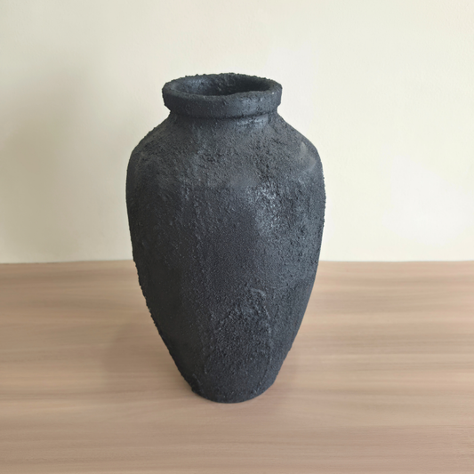 Midnight black vase
