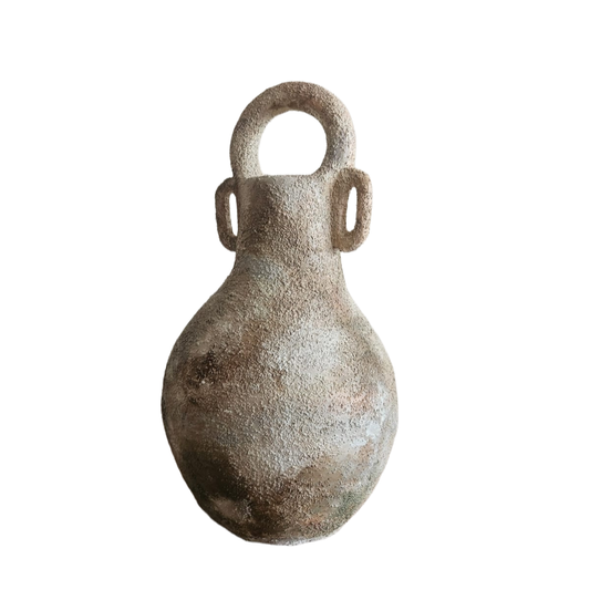 Wabi-Sabi Aesthetics

Warm Minimalism

Organic Modern Decor

Earth-Tone Textures

Sculptural Ceramic Vessels

Mediterranean / Ancient Greek Revival

Tactile Neutral Accents

Console Table Statement Pieces
