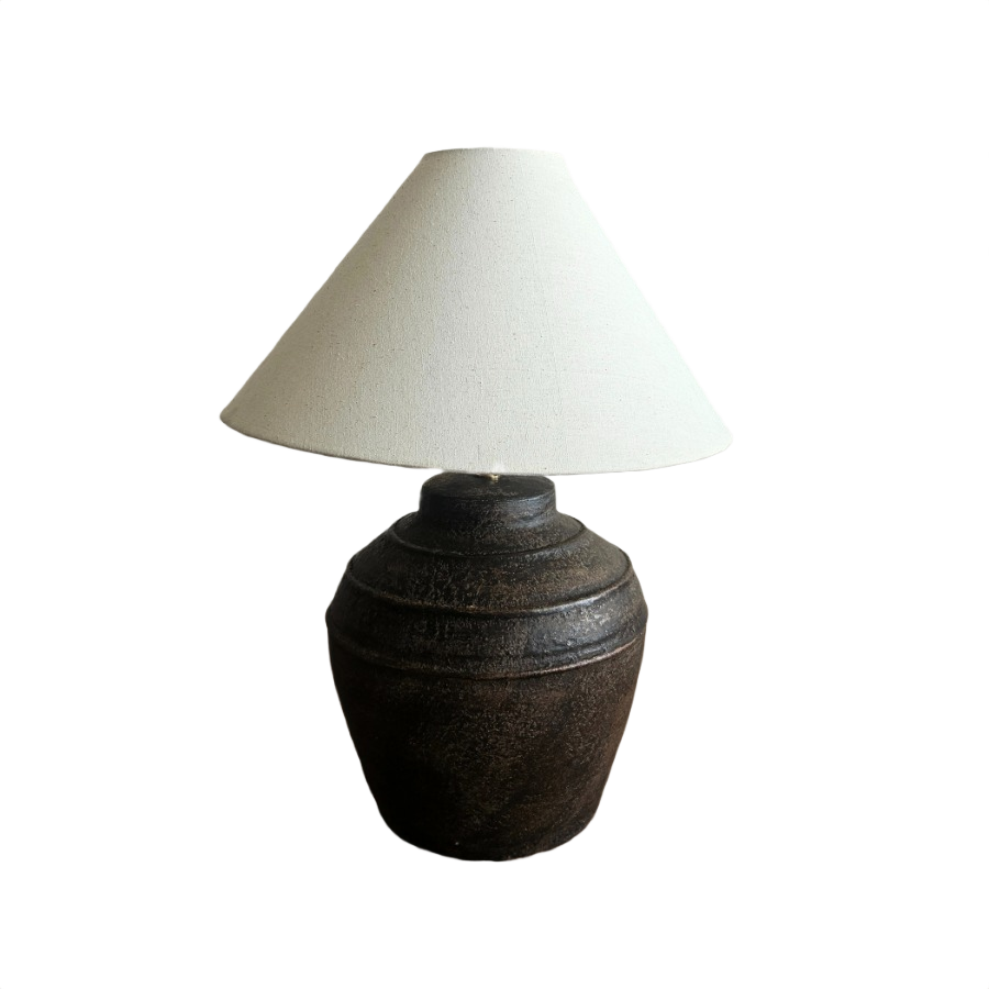 Bedside Lamp for Bedroom
Living Room Accent Lamp
Console Table Lamp
Reading Lamp
Ambient Mood Lighting
Home Office Desk Lamp
Entryway Table Decor
Nightstand Lamp
Cozy Home Lighting
Decorative Table Lighting
Luxury Interior Lighting
Modern Home Styling
Hotel Style Decor
Contemporary Interior Design
Warm Lighting Decor