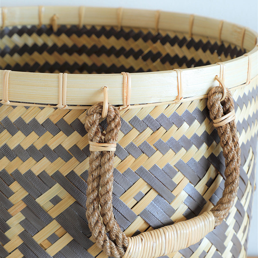 Handwoven storage basket, Bamboo rope handle basket, Natural woven basket, Eco-friendly woven bin, Artisan-crafted storage basket, Detailed woven basket design, Rustic bamboo and rope basket, Decorative storage container, Handmade natural fiber bin, Sustainable rope handle basket, Boho chic home storage .


