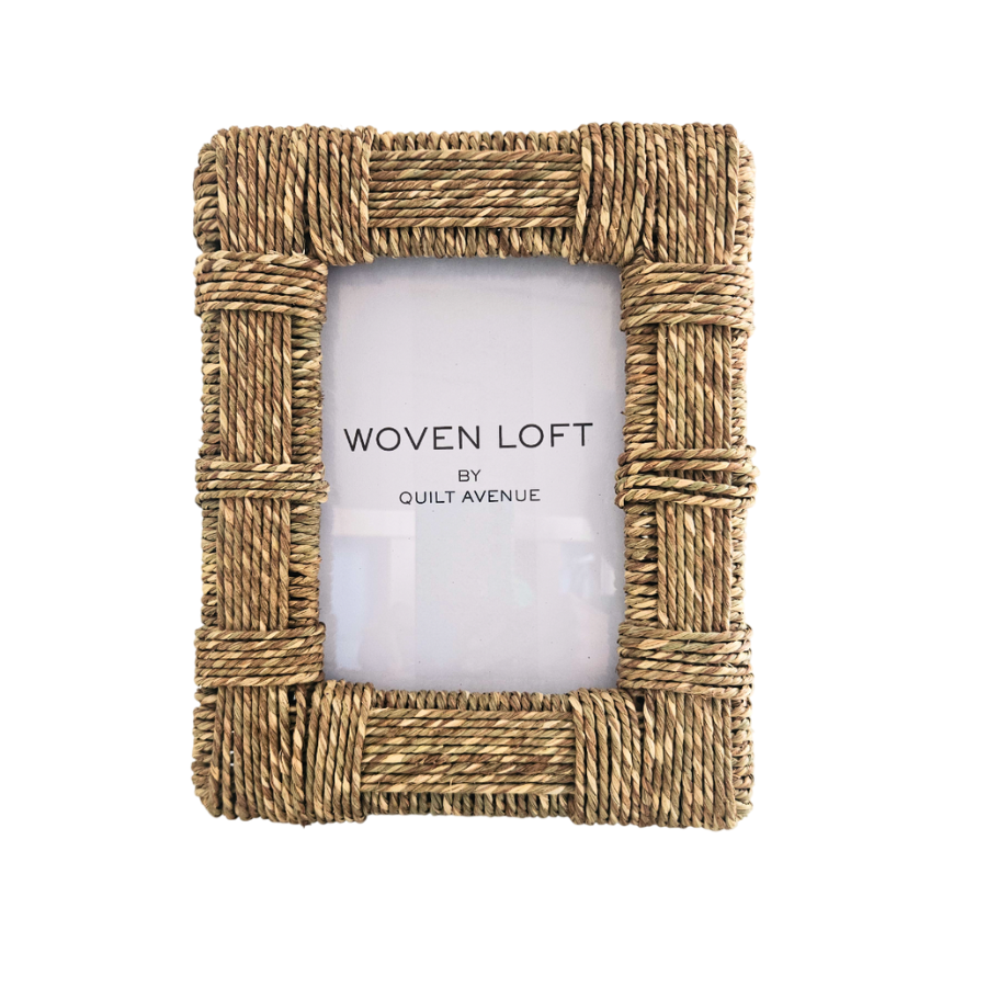 Handwoven photo frame, Natural jute picture frame, Rustic woven frame for tabletop, Boho style photo frame, Eco-friendly handcrafted frame, Seagrass decorative frame, 
Farmhouse décor picture holder, Woven texture photo display, Rattan-inspired frame for photos, Coastal chic picture frame. 

