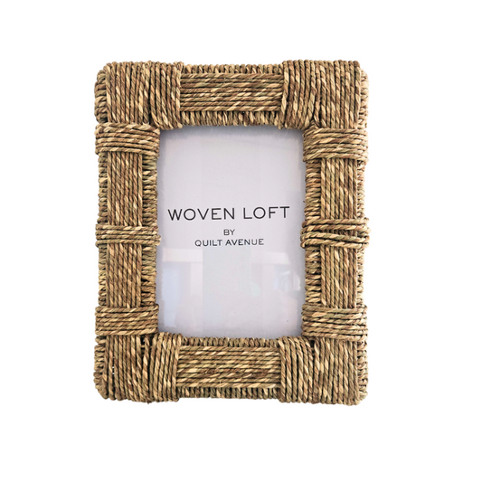 Handwoven photo frame, Natural jute picture frame, Rustic woven frame for tabletop, Boho style photo frame, Eco-friendly handcrafted frame, Seagrass decorative frame, 
Farmhouse décor picture holder, Woven texture photo display, Rattan-inspired frame for photos, Coastal chic picture frame. 

