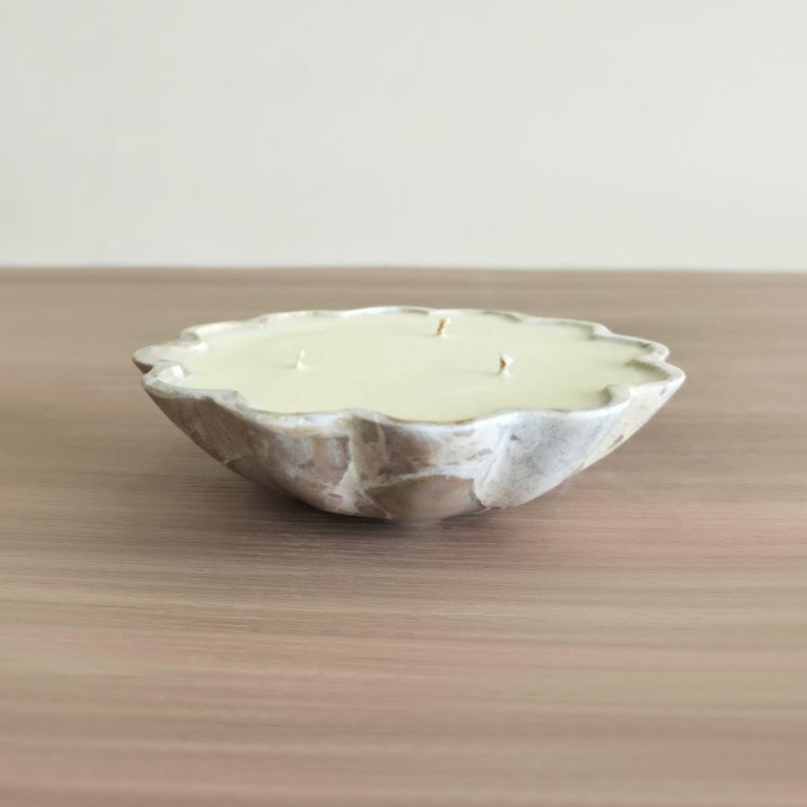 Candle Display Bowl,
Tealight Holder,
Floating Candle Bowl,
Centerpiece Decor,
Aromatherapy Decor,
Spa Decor Accessories,
Living Room Decor,
Bedroom Decor Accent,
Festive Table Decor,
Decorative Candle Holder.