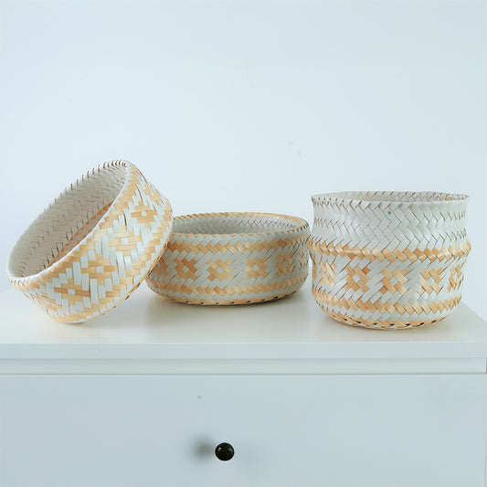 Handwoven bamboo baskets, Natural woven storage baskets, Decorative bamboo bowls, Eco-friendly woven baskets, Handmade basket bowls, Natural white bamboo fruit bowl, Handcrafted woven table décor, Minimalist bamboo storage baskets, Rustic handmade woven container, 
Traditional handwoven bamboo bowl .